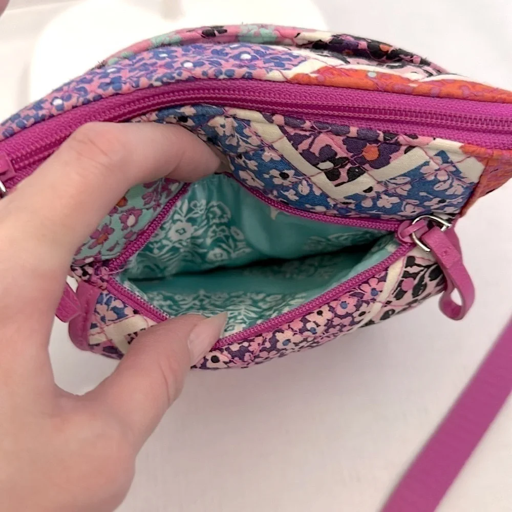Vera Bradley Modern Medley Quilted Iconic Rfid mini Hipster Crossbody EUC